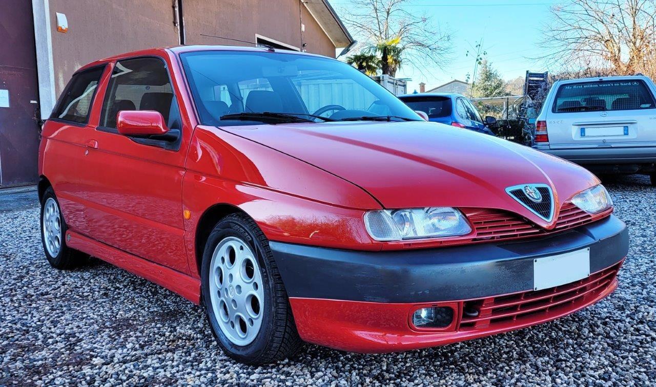 Alfa Romeo 145 2.0i 16V Twin Spark cat Quadrifoglio