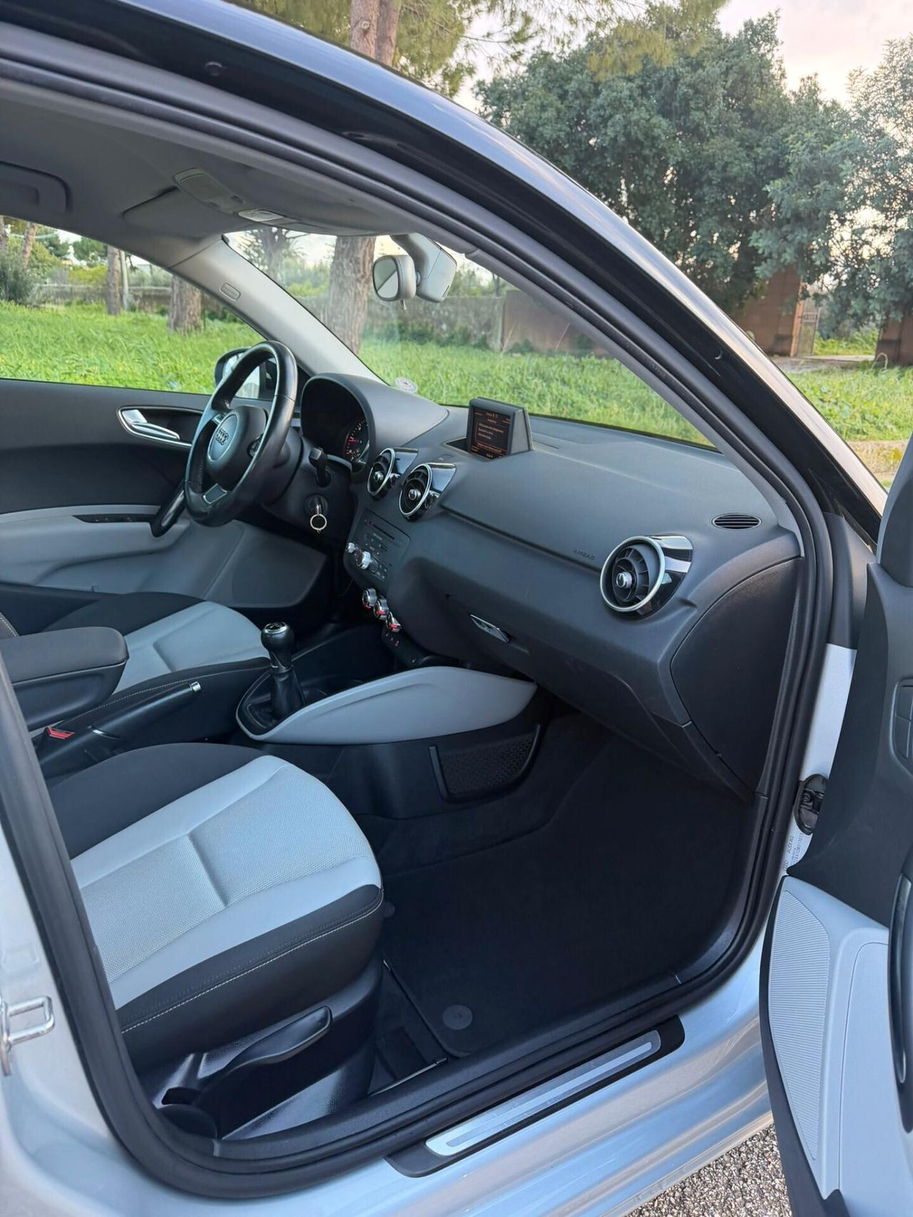 Audi A1 1.6 TDI 105 CV Ambition