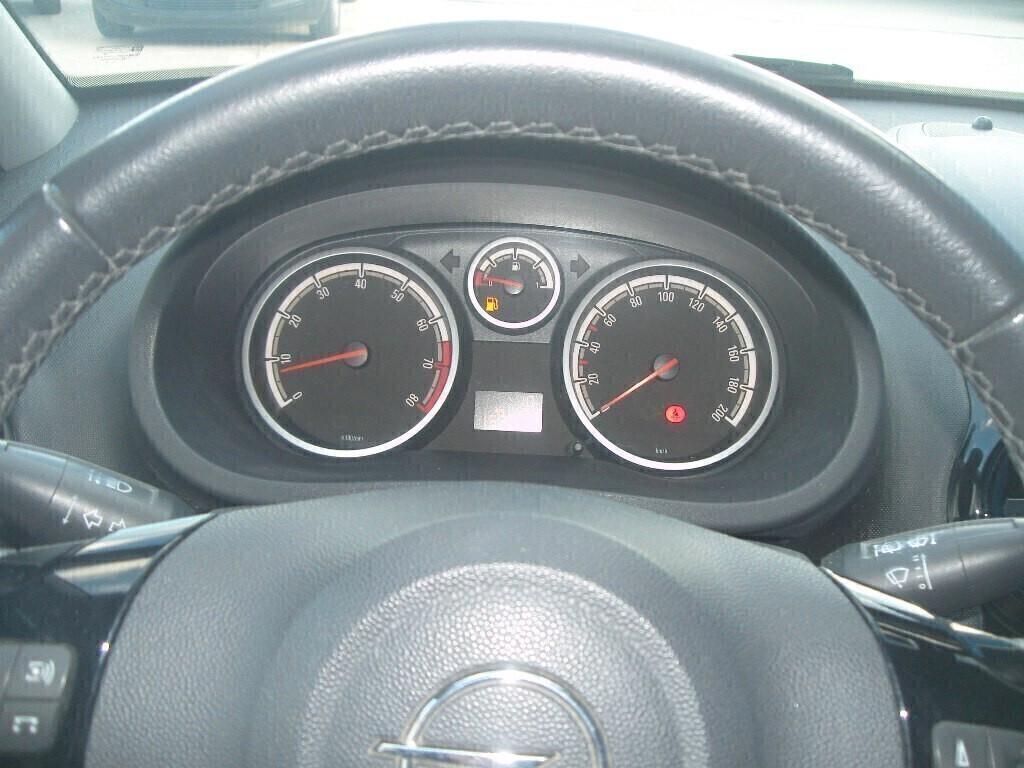 Opel Corsa 1.2 80CV 3 porte GPL-TECH Edition