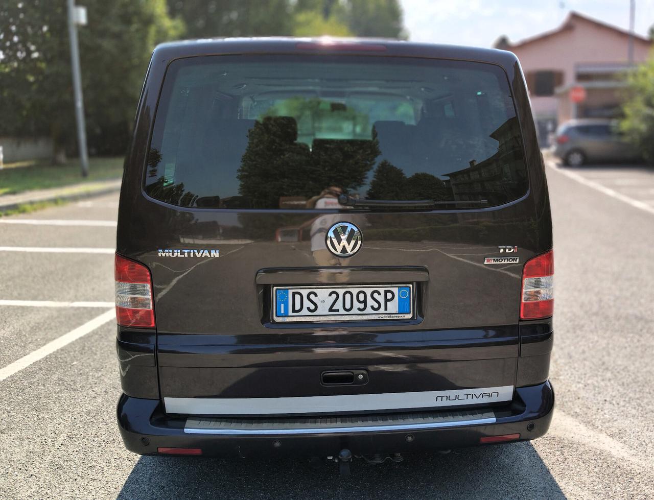 Volkswagen Multivan T5 2.5 TDI 4motion Gancio