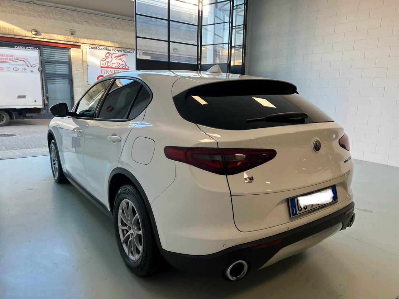 Alfa Romeo Stelvio 2.2 Turbodiesel 190 CV AT8 RWD Business