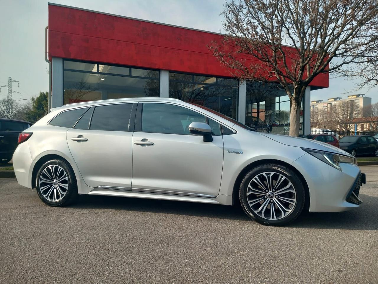 Toyota Corolla SW Touring Sports 2.0h Lounge cvt