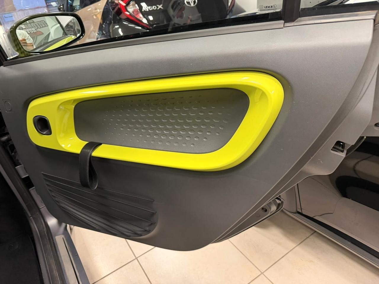 Xev Yoyo Pro RATE DA € 145 AL MESE