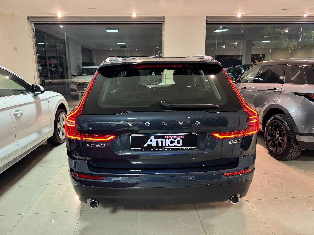 VOLVO XC60 B4 Diesel AWD Geartronic Momentum 2020