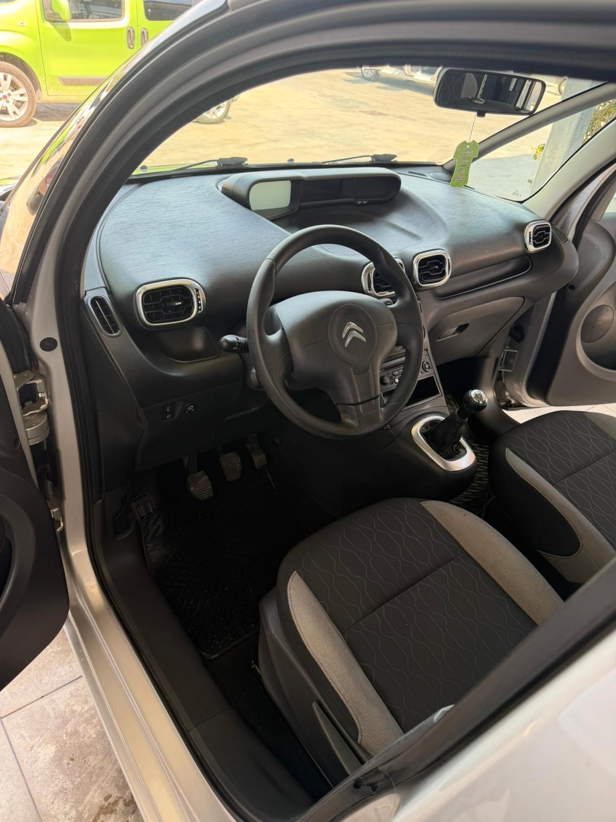 Citroen C3 Picasso 1.4 VTi 95 GPL airdream Seduction