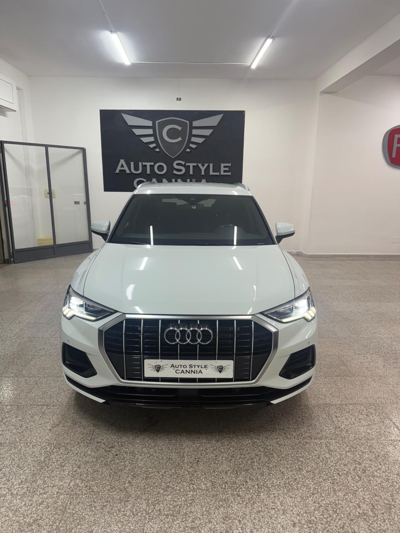 Audi Q3 2.0 TDI 150 CV Sport