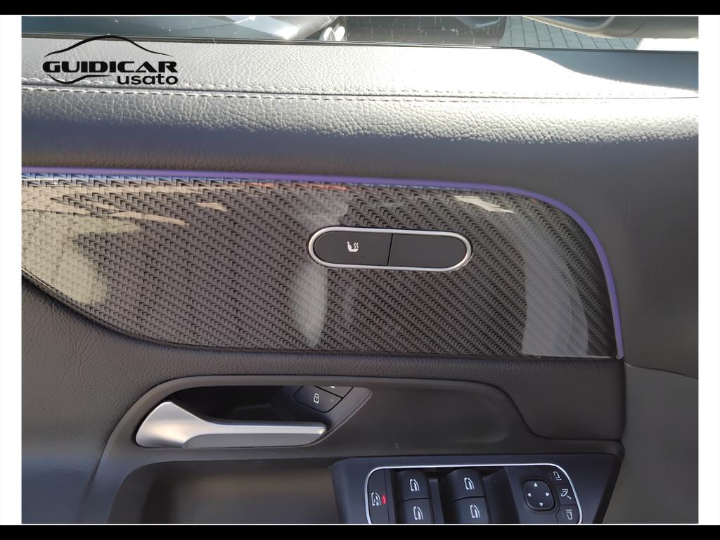 Mercedes-Benz GLB - X247 2019 - GLB 200 d Premium auto