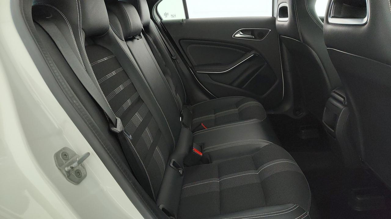 Mercedes-Benz Classe A - W176 - A 180 d Business
