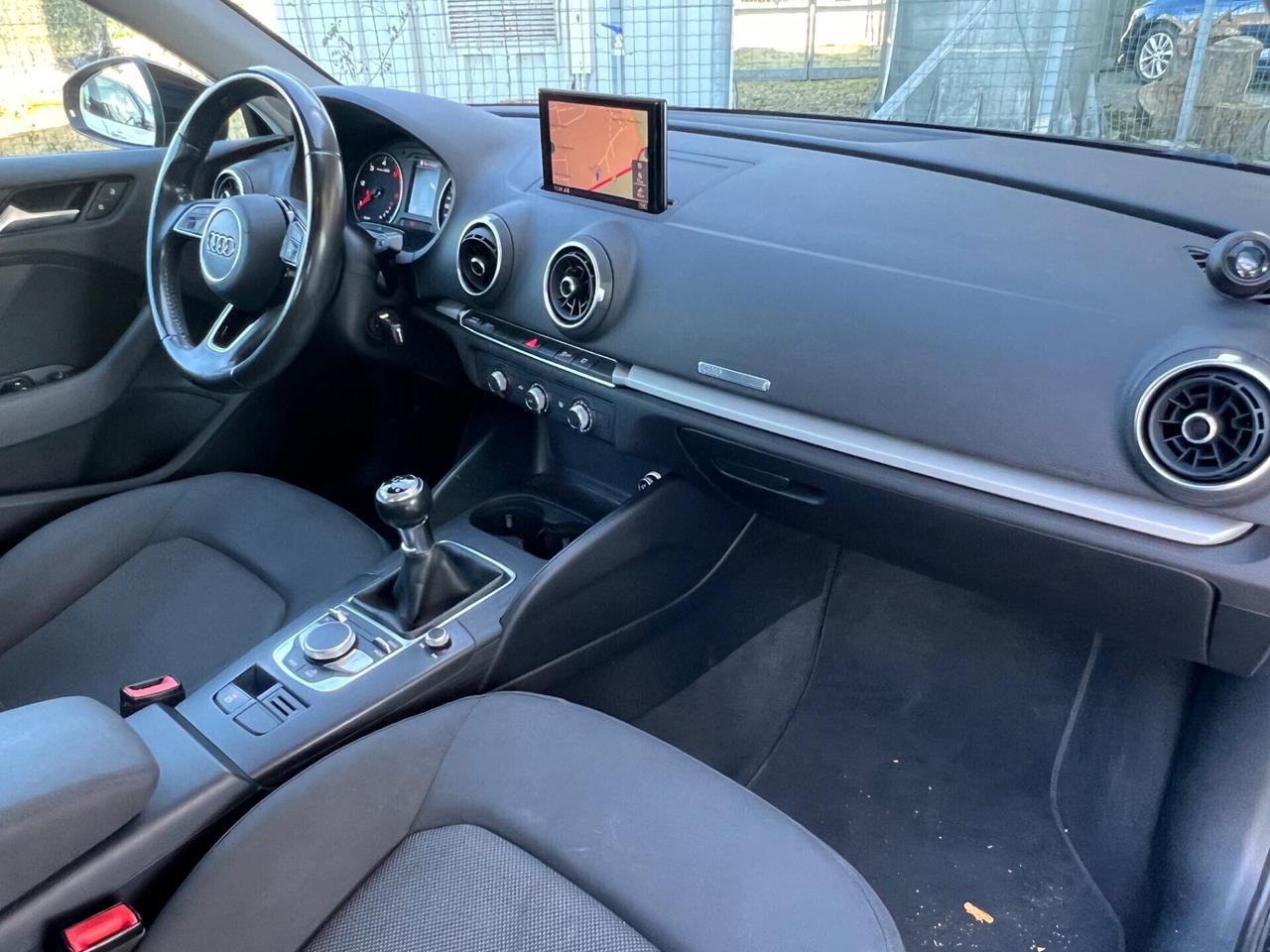 Audi A3 SPB 1.6 TDI 116 CV Business