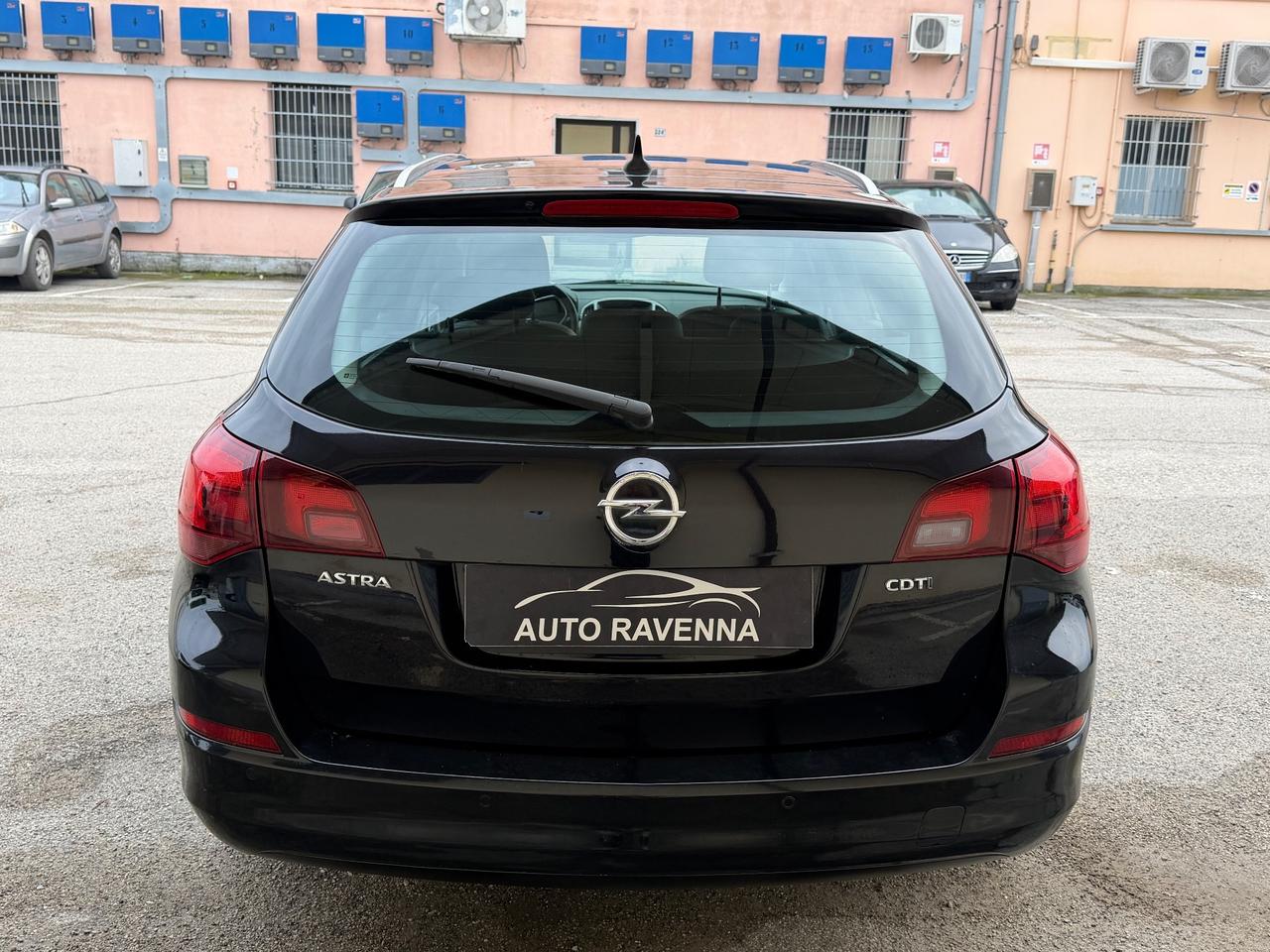 Opel Astra 1.7 CDTI 110CV Sports Tourer Cosmo Neopatentato
