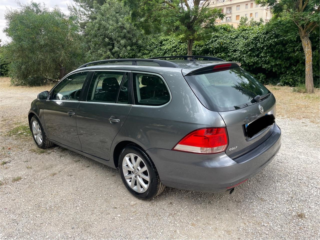 Volkswagen Golf Variant 1.6 TDI DPF Highline