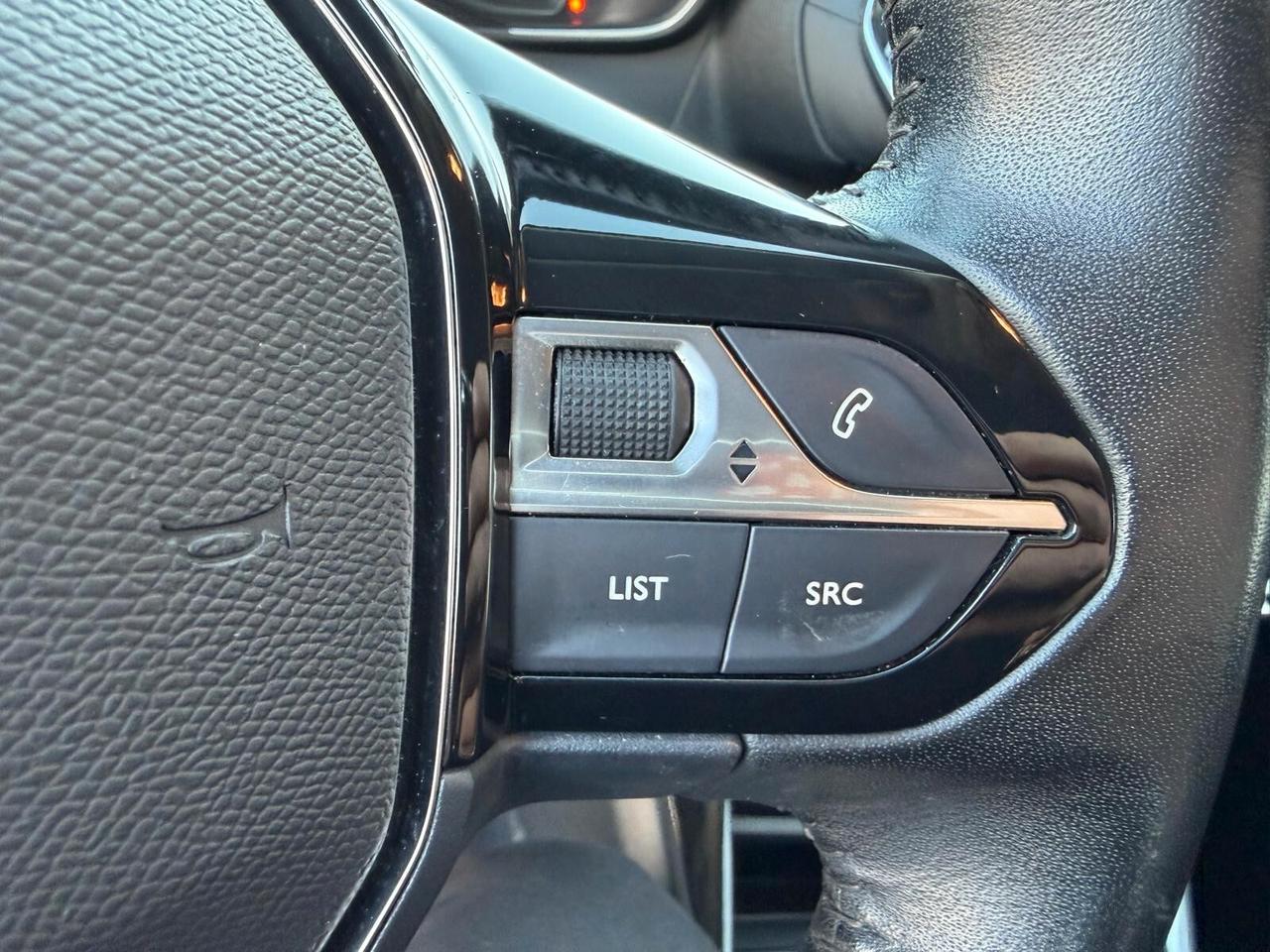 Peugeot 208 PureTech 75 Stop&Start 5 porte Like