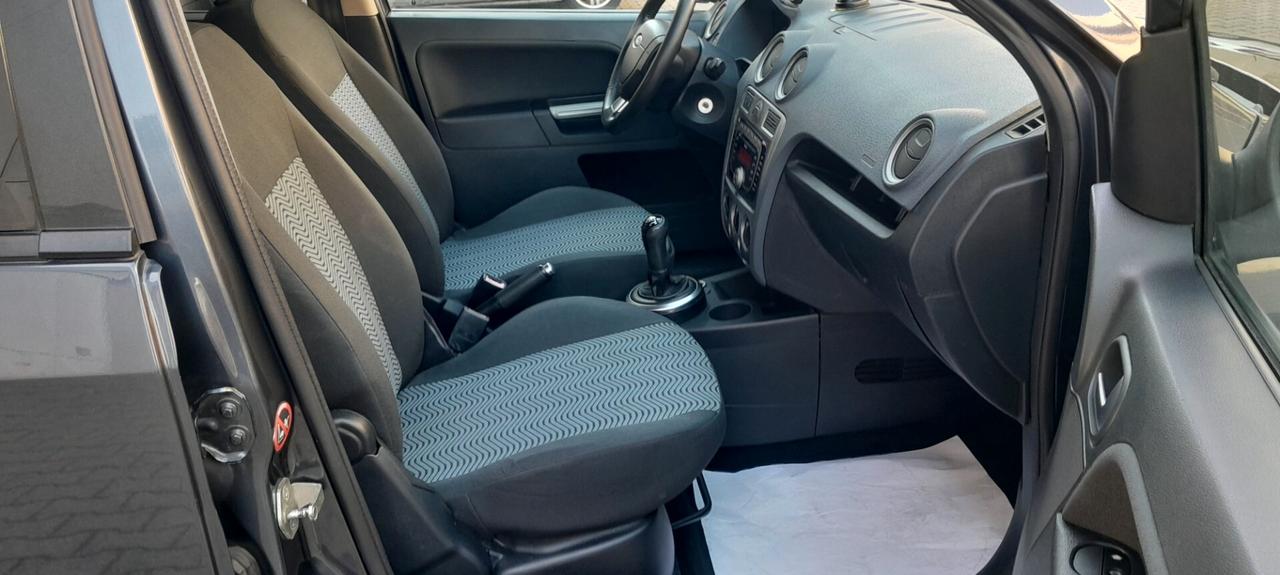 Ford Fusion 1.4 Benz. Tit. CambioAutomatico