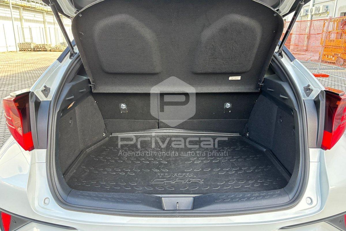 TOYOTA C-HR 2.0 Hybrid E-CVT Trend