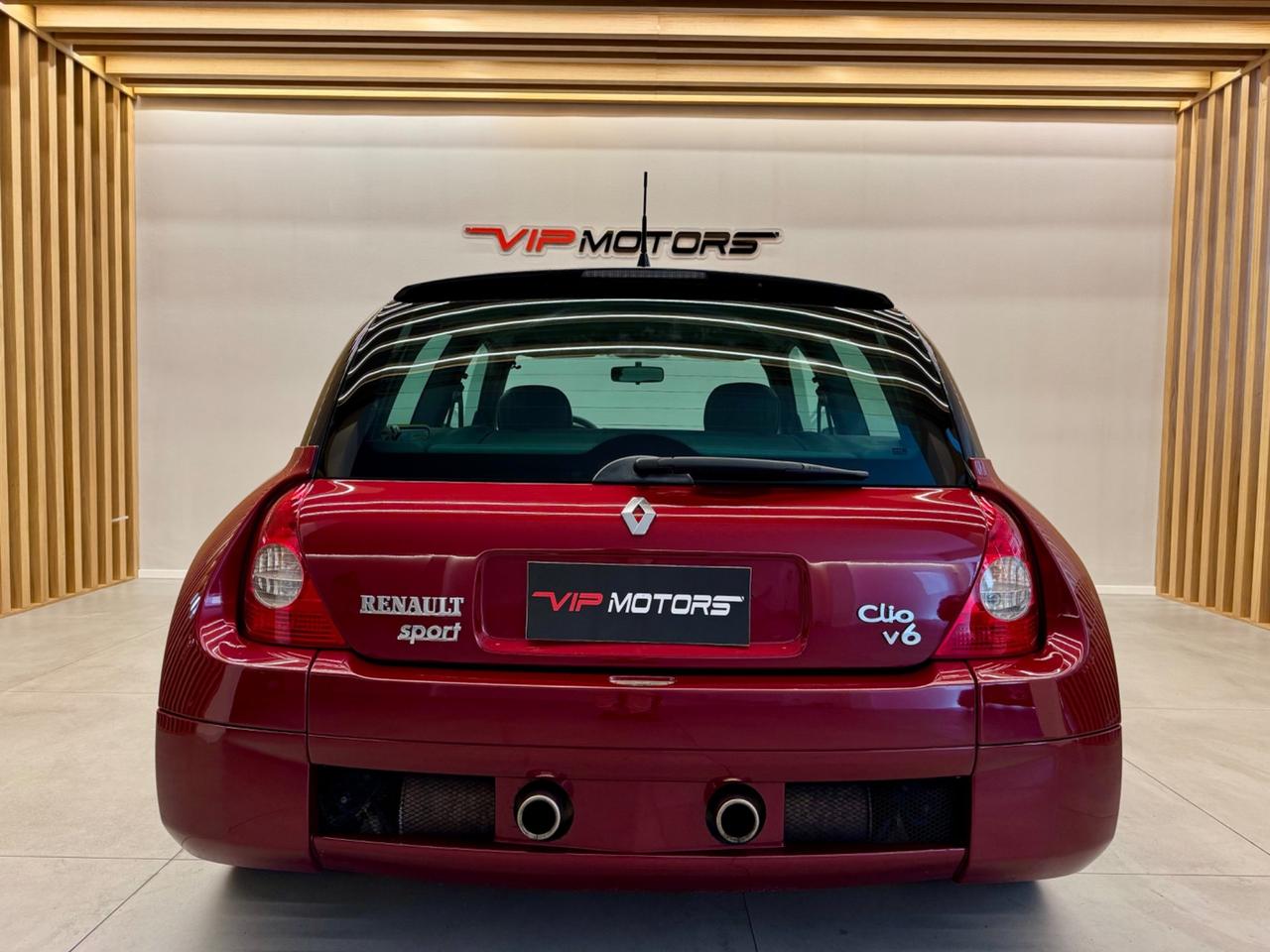 RENAULT CLIO V6 3.0 230CV **RARISSIMA ** ESEMPLARE NR 565