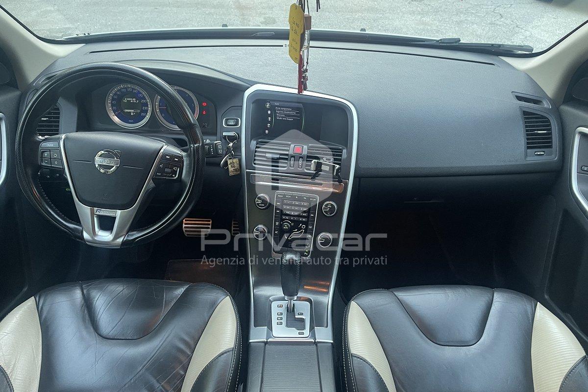 VOLVO XC60 D3 AWD Geartronic R-design