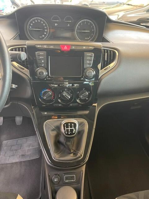 LANCIA YPSILON 1.2 GOLD 69CV OK NEOPATENTATI
