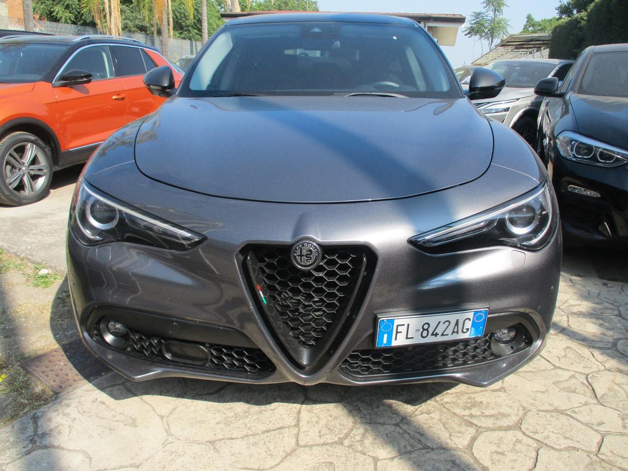 Alfa Romeo Stelvio 2.2 Turbodiesel 180 CV AT8 RWD Business