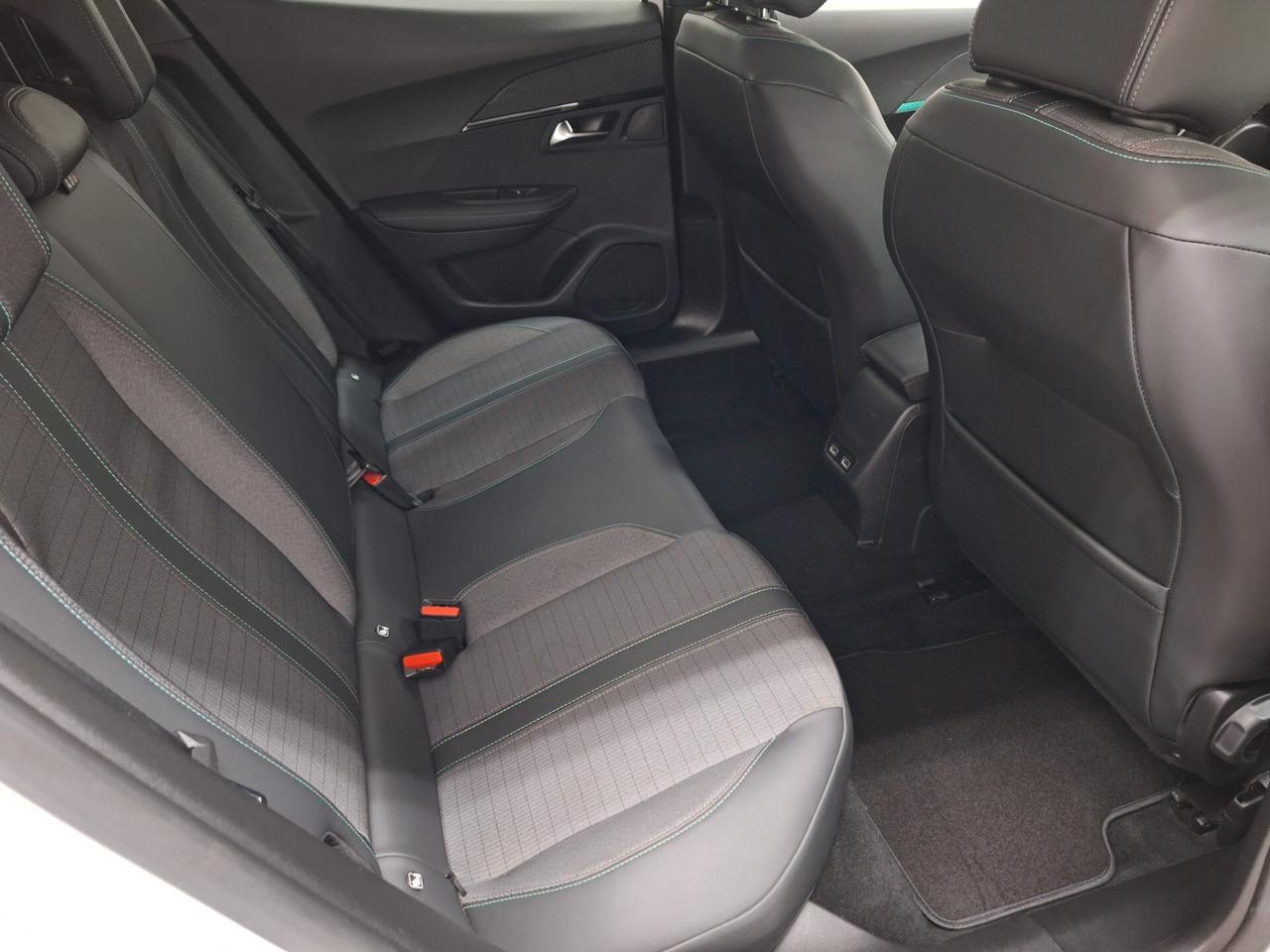 Peugeot 2008 Allure Pack 1.5 BlueHDi 110cv