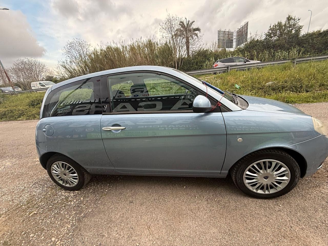 Lancia Ypsilon 1.2 Versus