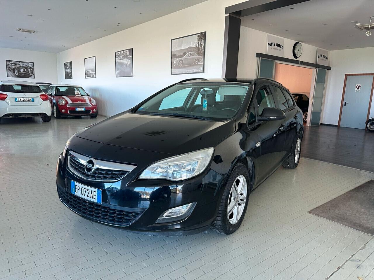 Opel Astra 1.4 Turbo 120CV Sports Tourer Cosmo