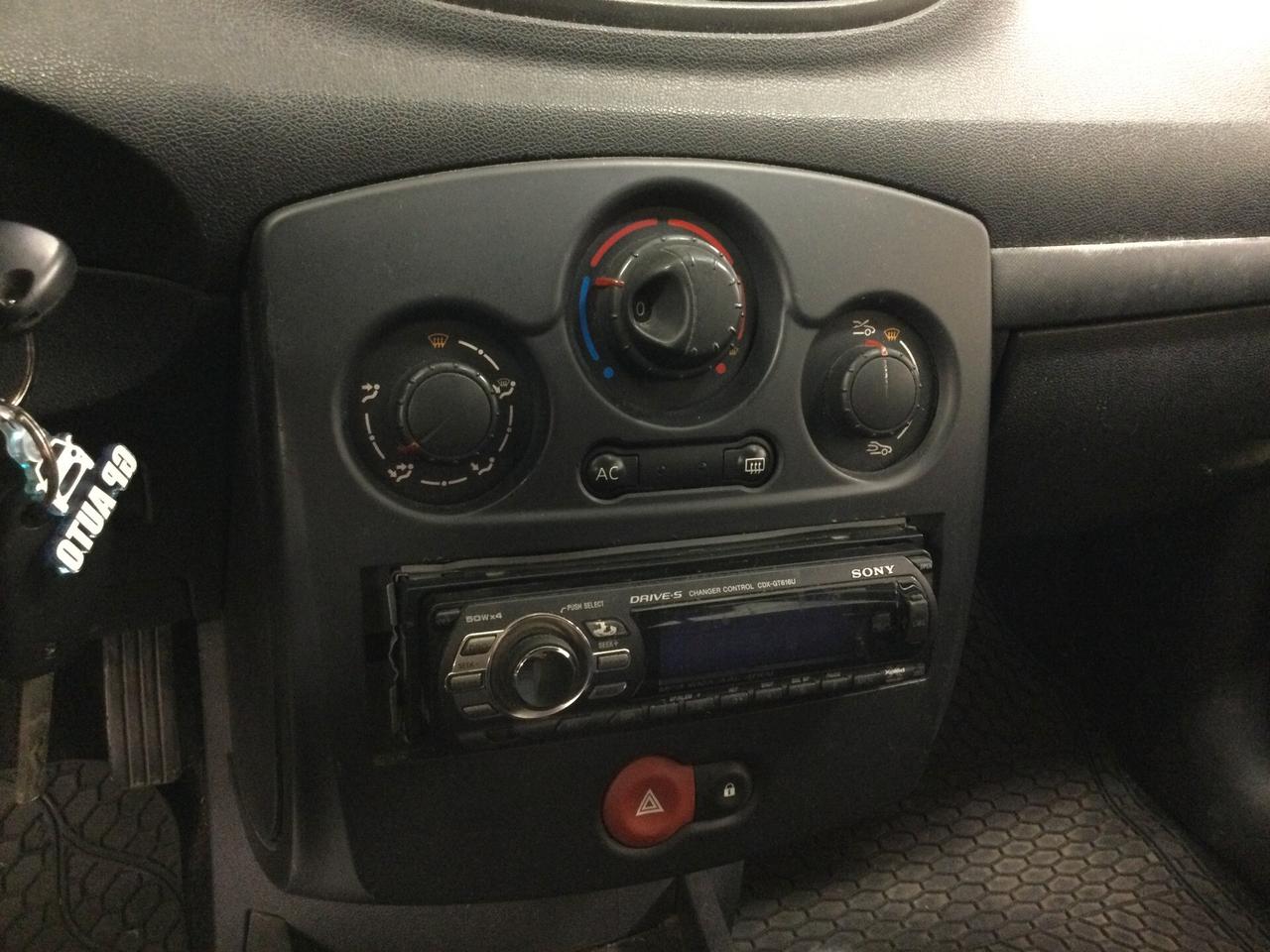 Renault Clio 1.2 16V 5 porte Bi Energy M