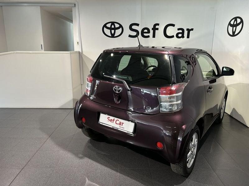 Toyota iQ iQ 1.0 CVT
