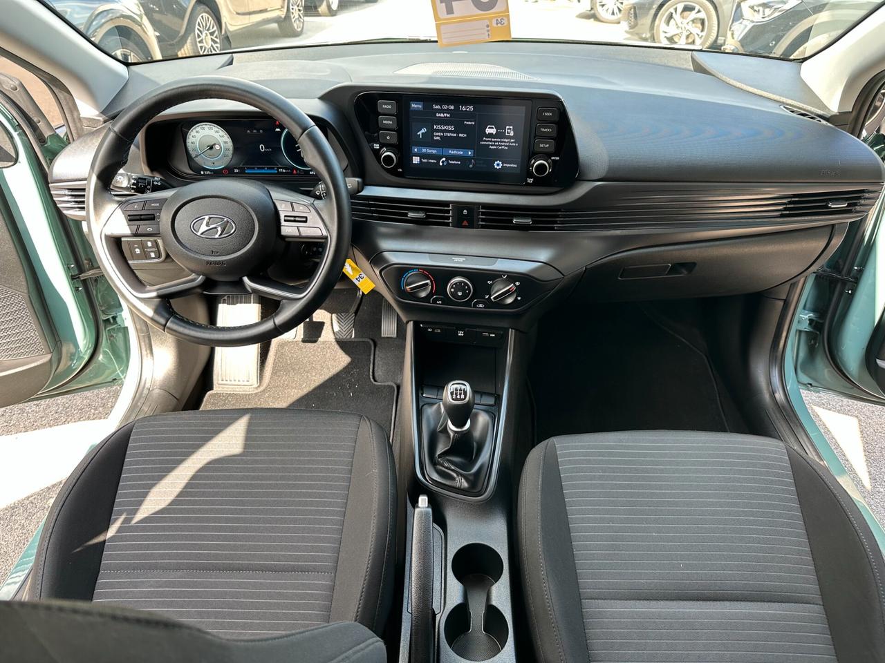Hyundai i20 1.2 MPI MT GPL Connectline
