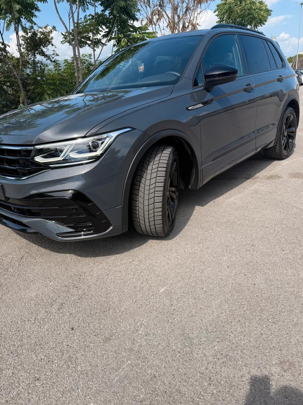 Volkswagen Tiguan 2.0 TDI 150 CV SCR DSG R-Line