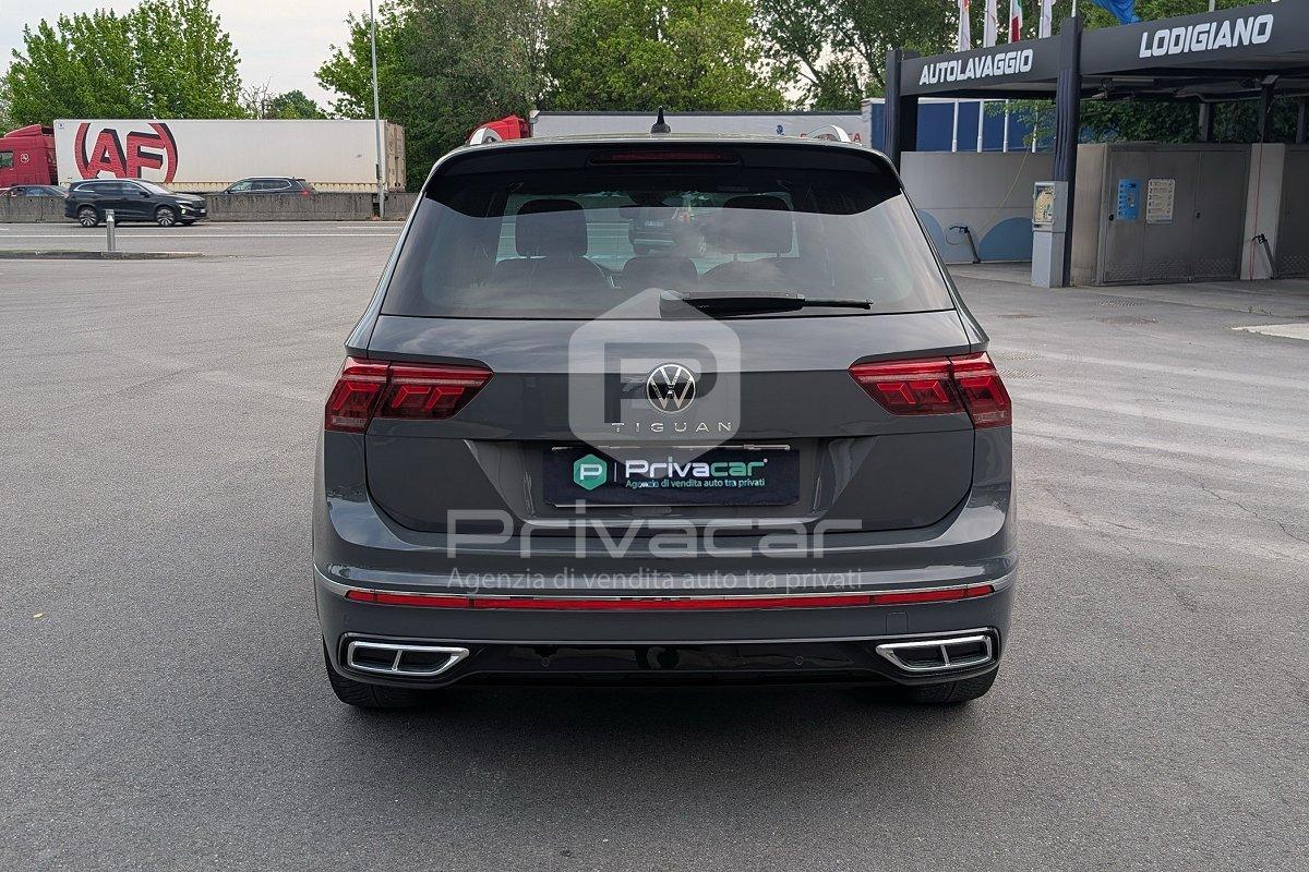 VOLKSWAGEN Tiguan 2.0 TDI 150 CV SCR DSG R-Line