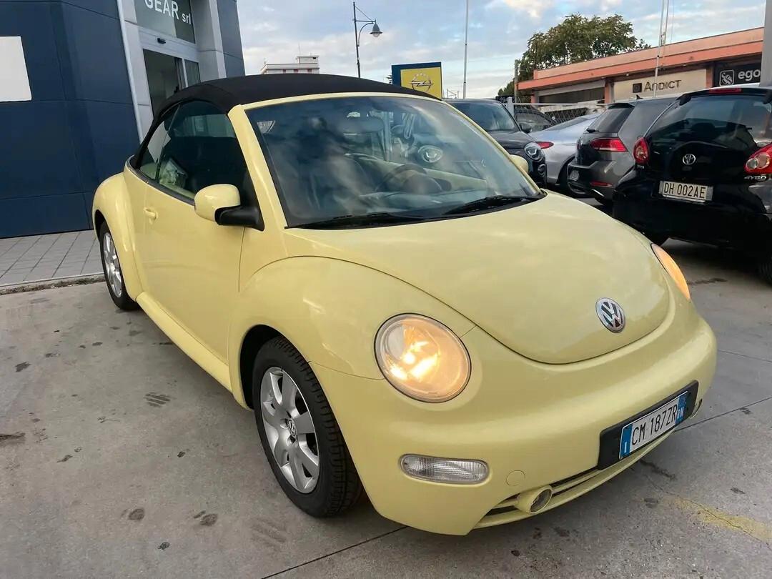 Volkswagen New Beetle 2.0 Cabrio