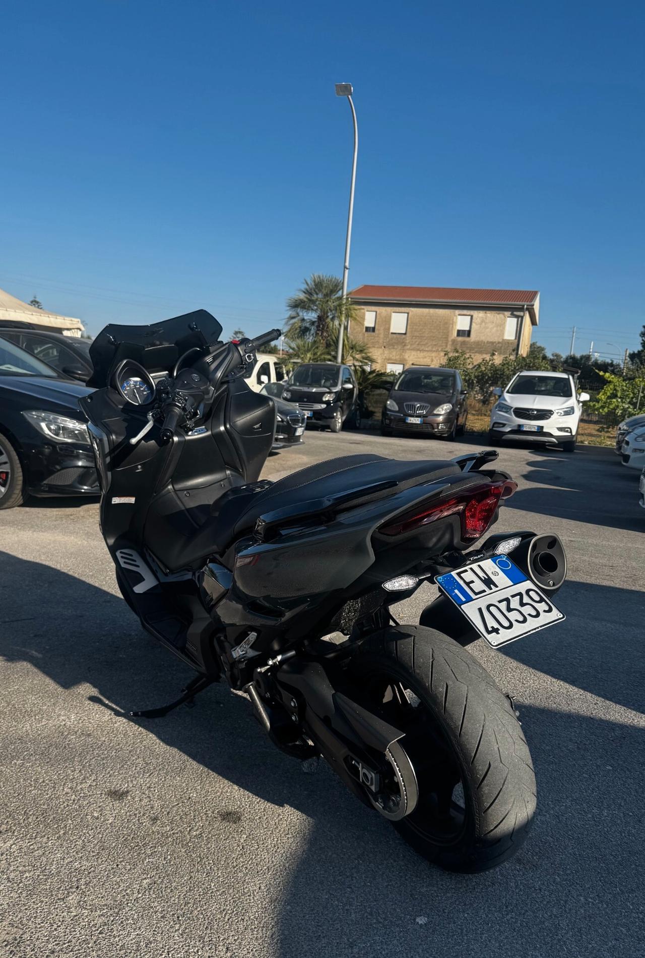 Yamaha T Max 560 Tech