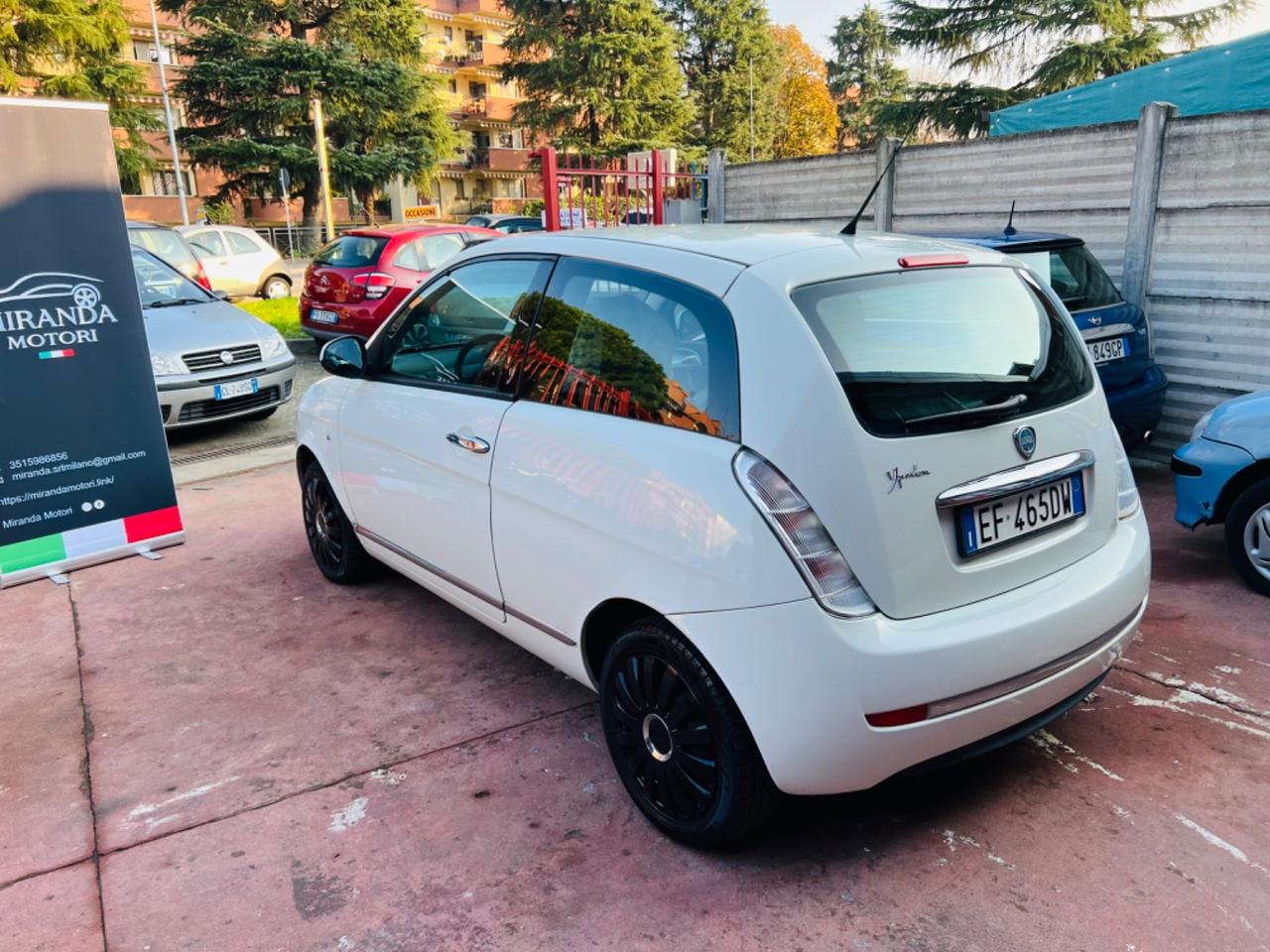 Lancia Ypsilon CON 12 MESI DI GARANZIA INCLUSI NEL PREZZO