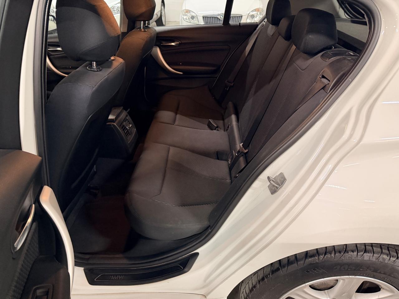 Bmw 114 114d 5p. Sport