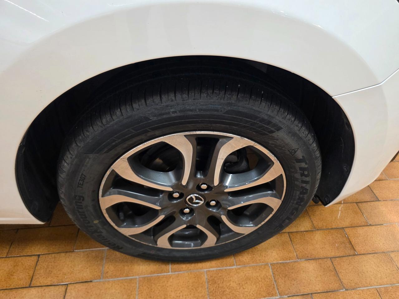 Mazda 2 Mazda2 1.5 Skyactiv-D 105 CV Evolve