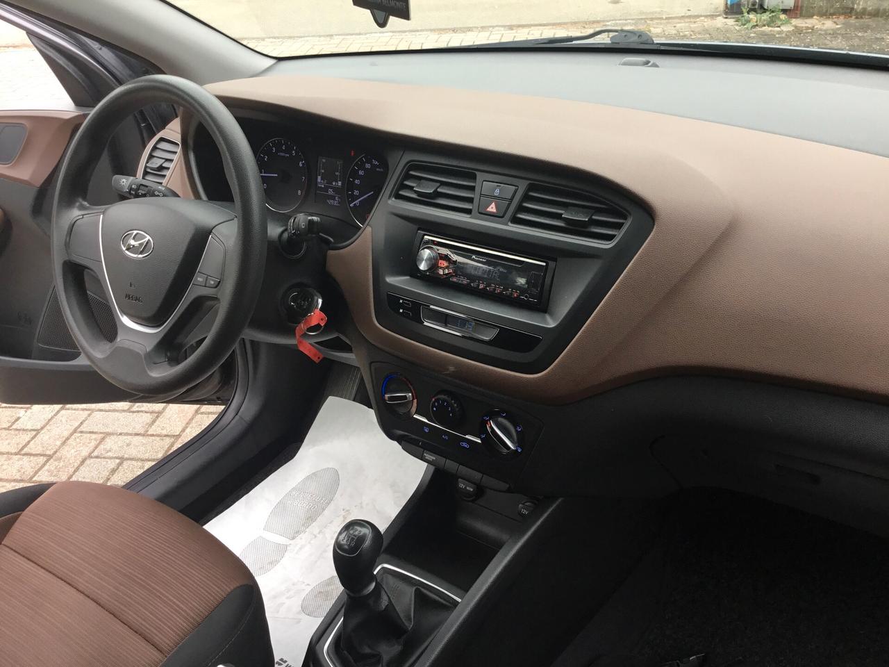 Hyundai i20 1.2 5 porte Classic