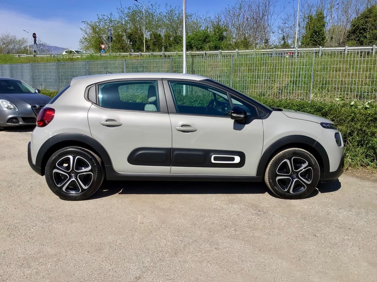 Citroen C3 BlueHDi 100cv Plus KM 1.765