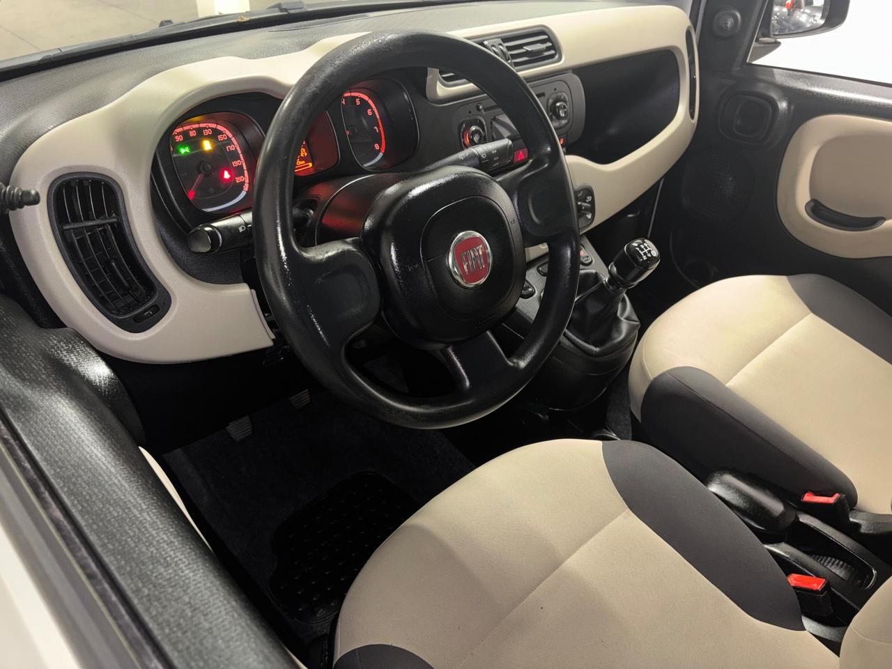 Fiat Panda 0.9 BENZINA / METANO OK NEOPATENTATI