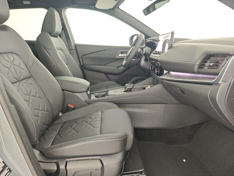 Nissan Qashqai MHEV 158 CV Xtronic Tekna + bicolor Nero +tetto panoramico in vetro