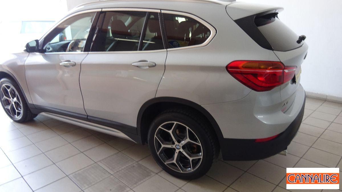 BMW - X1 - sDrive18i xLine