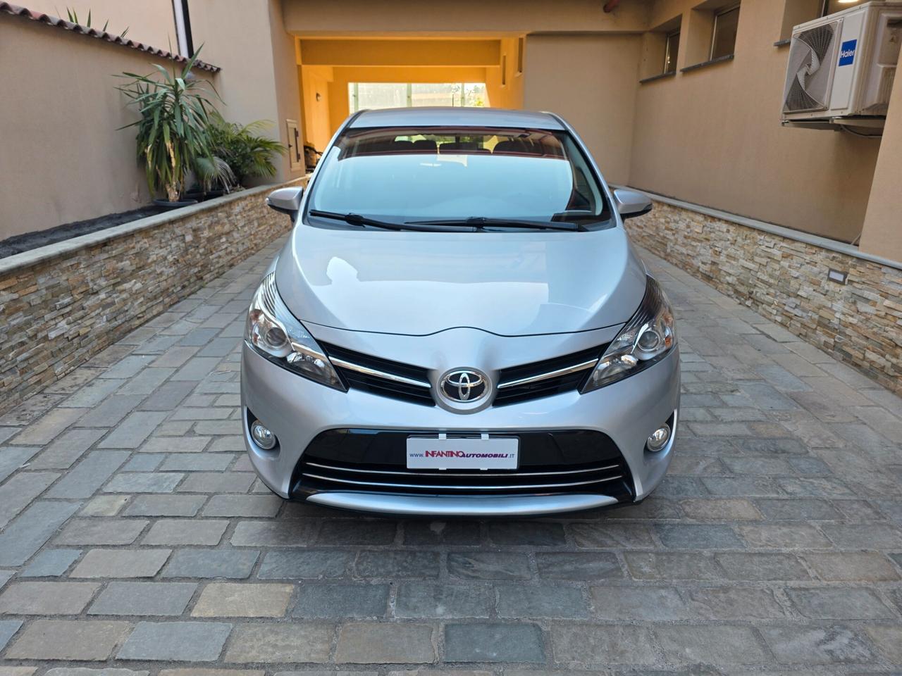 Toyota Verso 1.6 D-4D Style 7 posti