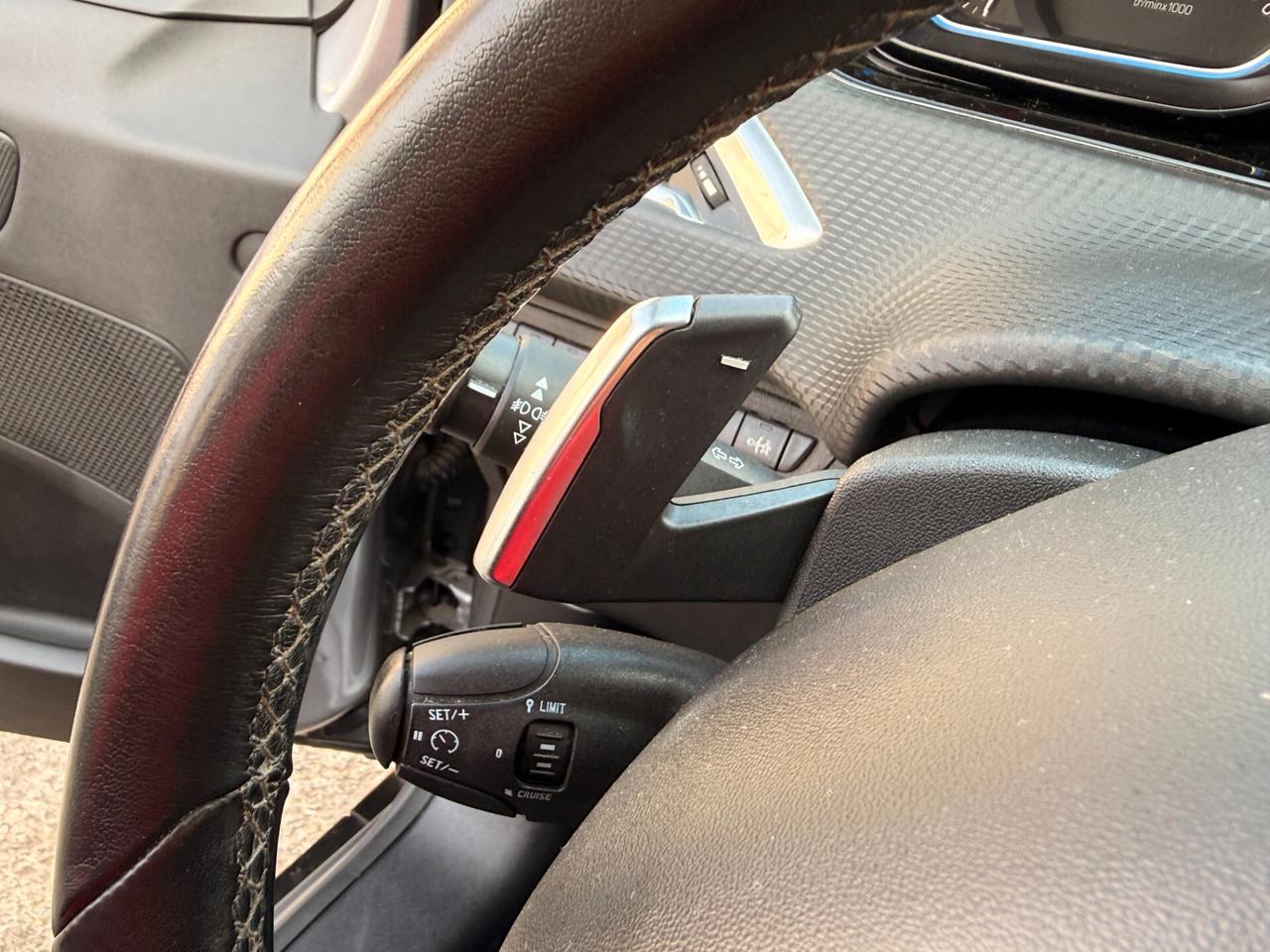 Peugeot 2008 Cambio Automatico KM 100.700