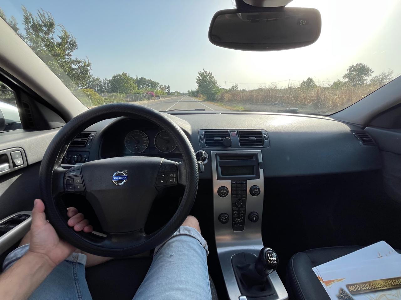 Volvo s40