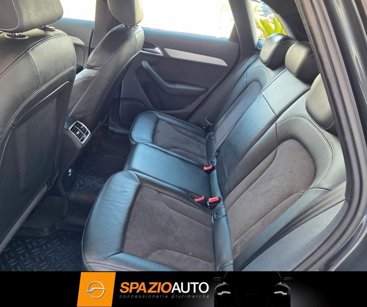 Audi Q3 1.5 TFSI 150cv 6M *S-LINE* FULL