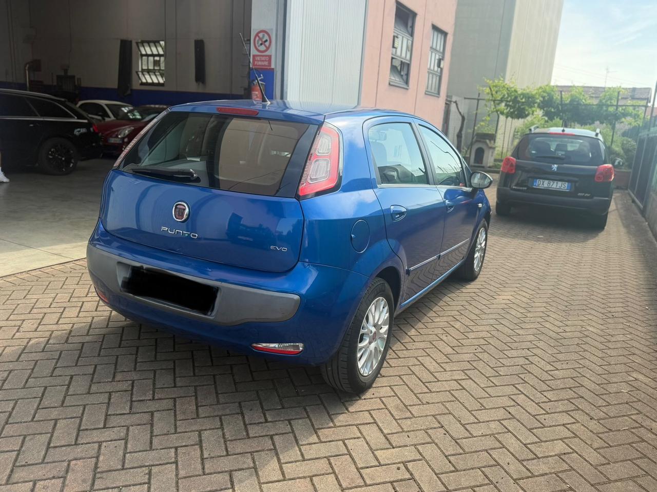 Fiat Punto Evo 1.4 5 porte Dynamic GPL euro5 neopatentati