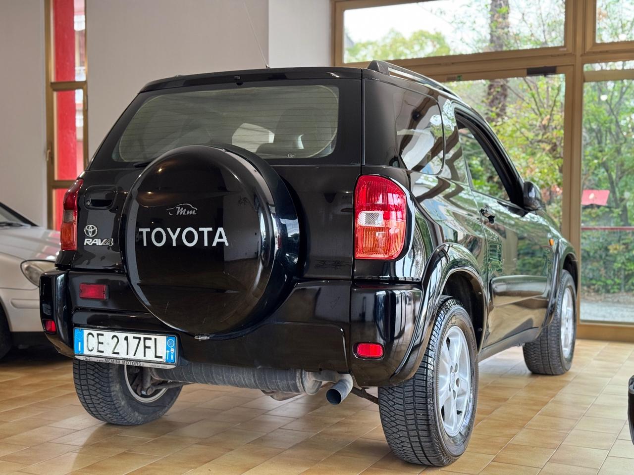 Toyota RAV 4 RAV4 2.0 Tdi D-4D cat 3 porte Sol
