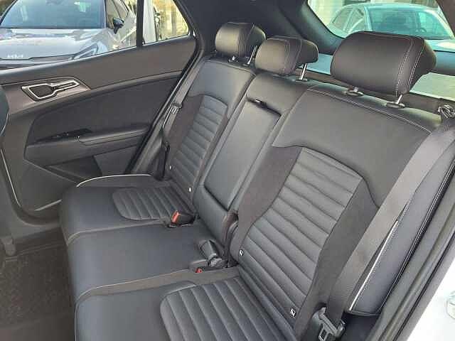 Kia Sportage 1.6 CRDi MHEV DCT GT-line Plus