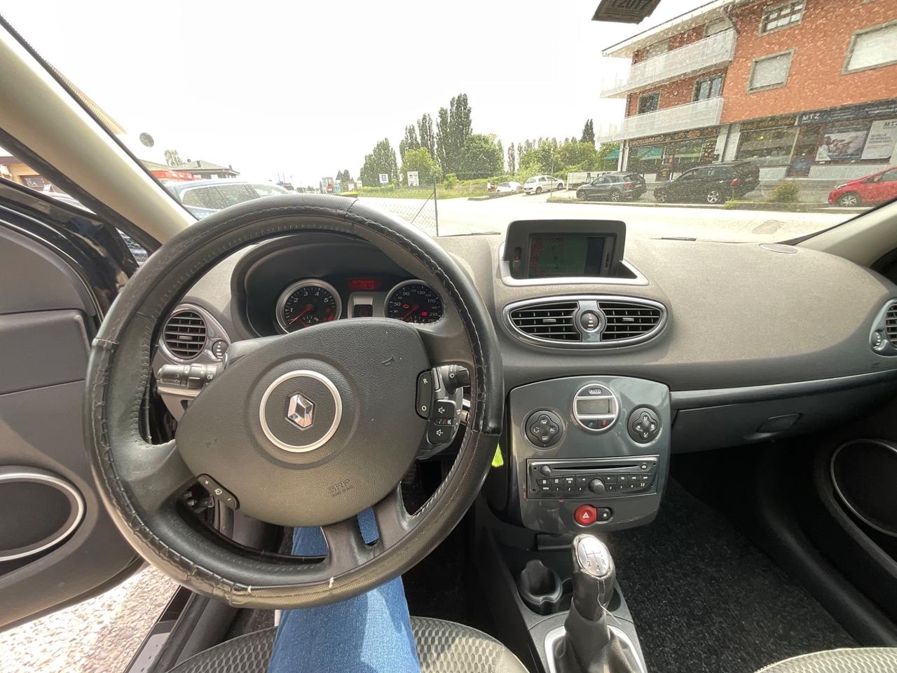 Renault Clio 1.2 16V SporTour Luxe