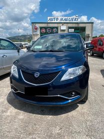 Lancia Ypsilon 1.2 69 CV 5 porte Gold