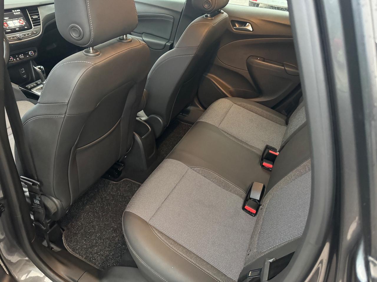 Opel Crossland 1.5 ECOTEC D 120 CV Start&Stop aut. Elegance